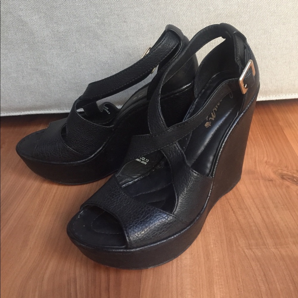 Crown by Born Black Leather Wedge